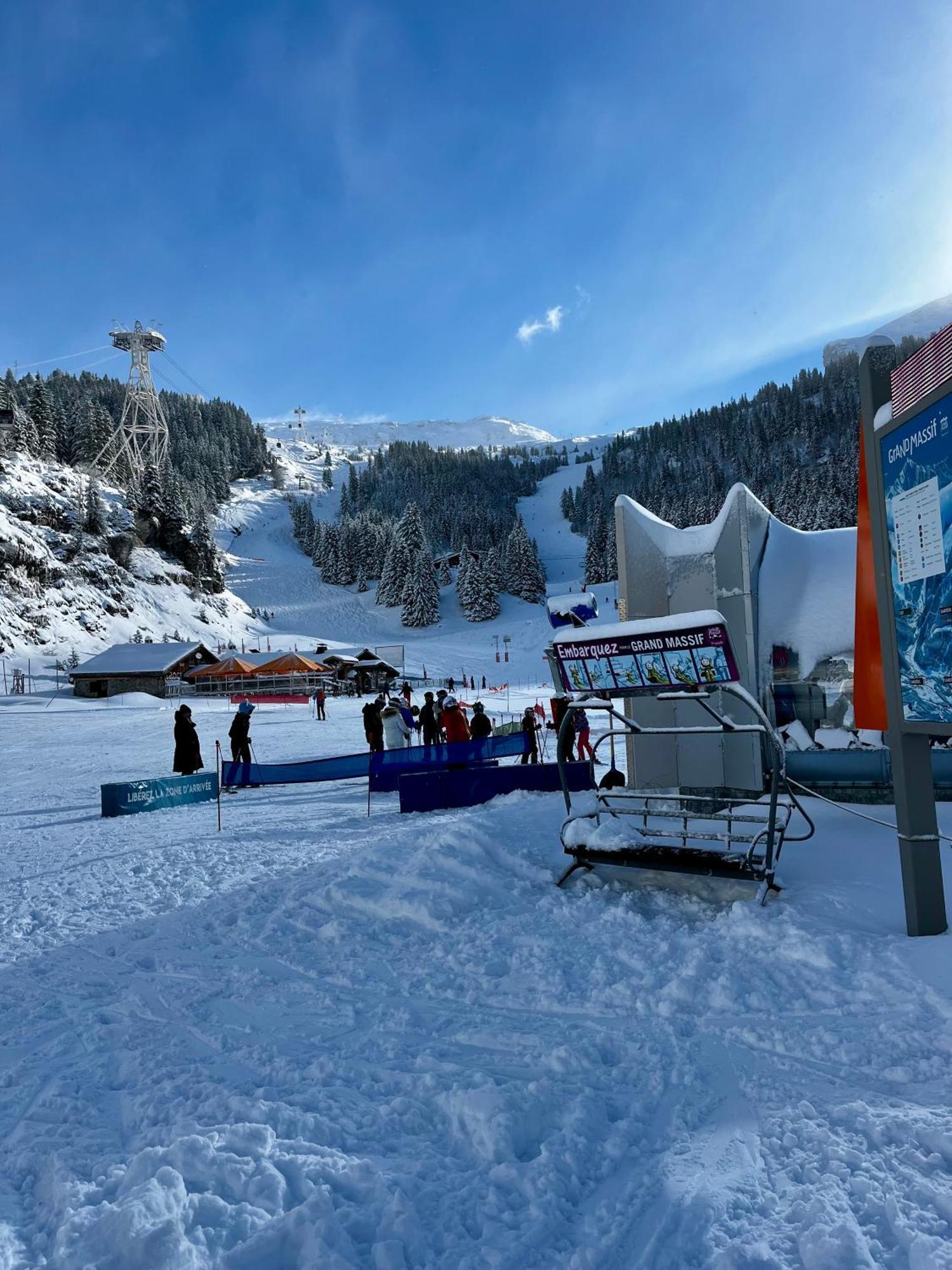 Plein Soleil Modern 3 Bedroom Apartment With Stunning Mountain Views Samoens Bagian luar foto