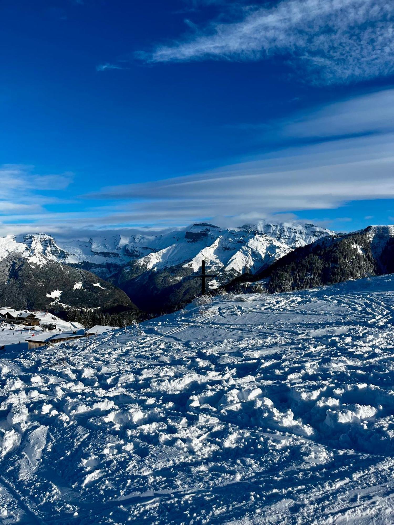 Plein Soleil Modern 3 Bedroom Apartment With Stunning Mountain Views Samoens Bagian luar foto